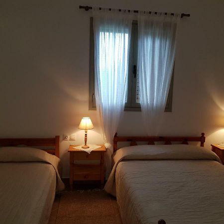 Theo'S Vacation Home Skyros Esterno foto