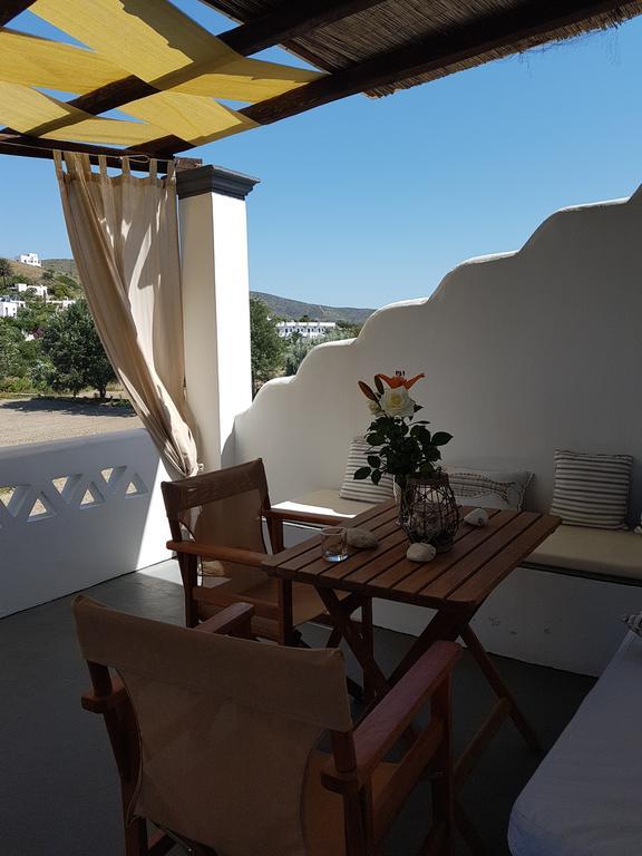 Theo'S Vacation Home Skyros Esterno foto