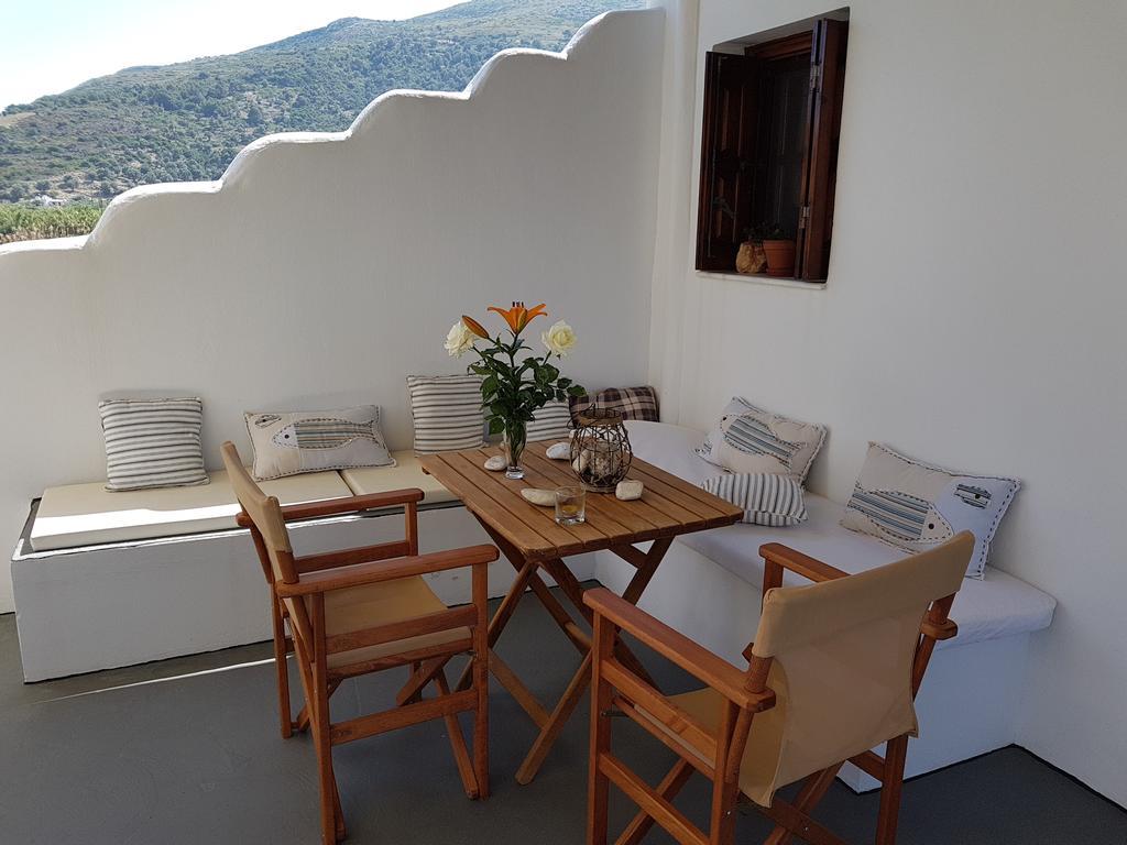 Theo'S Vacation Home Skyros Esterno foto