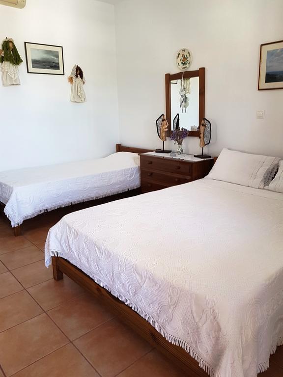 Theo'S Vacation Home Skyros Esterno foto