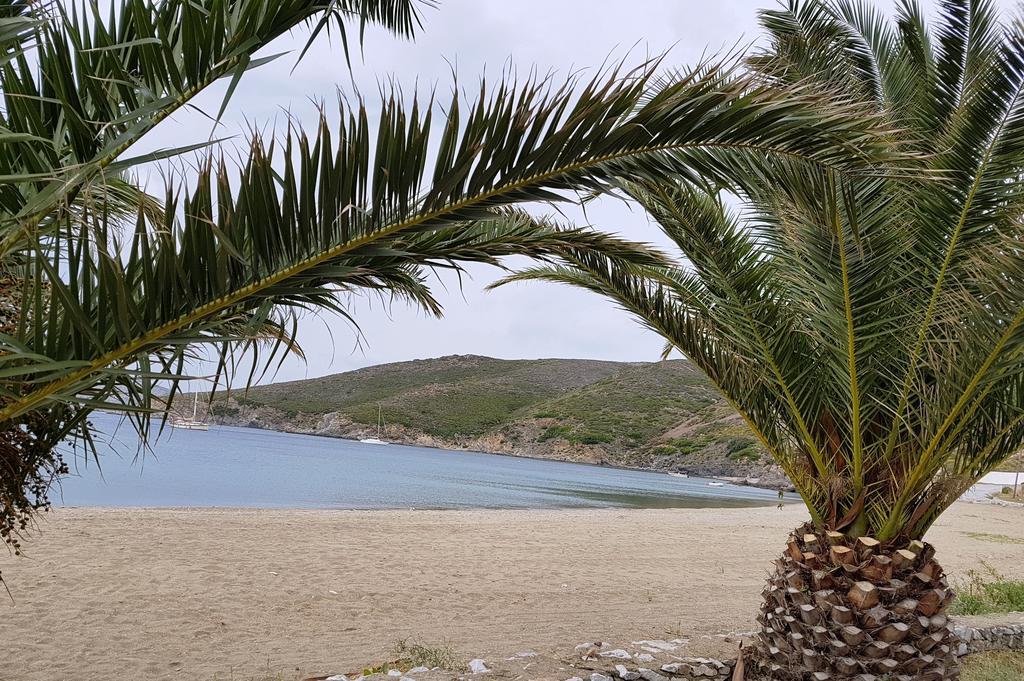 Theo'S Vacation Home Skyros Esterno foto
